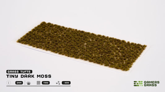 Grass Tuft: Tiny Dark Moss